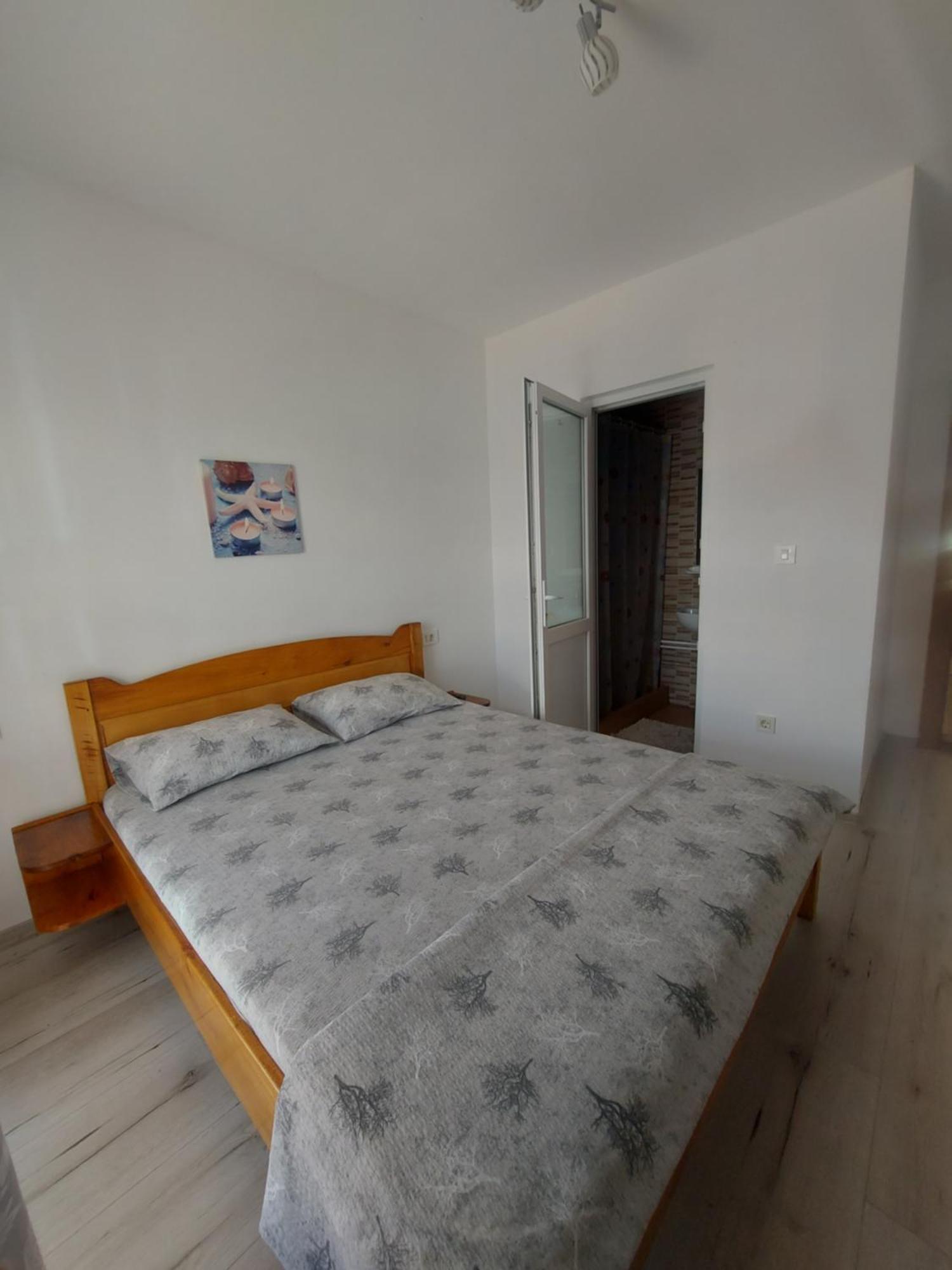 מלון Orşova Casa Dalys מראה חיצוני תמונה