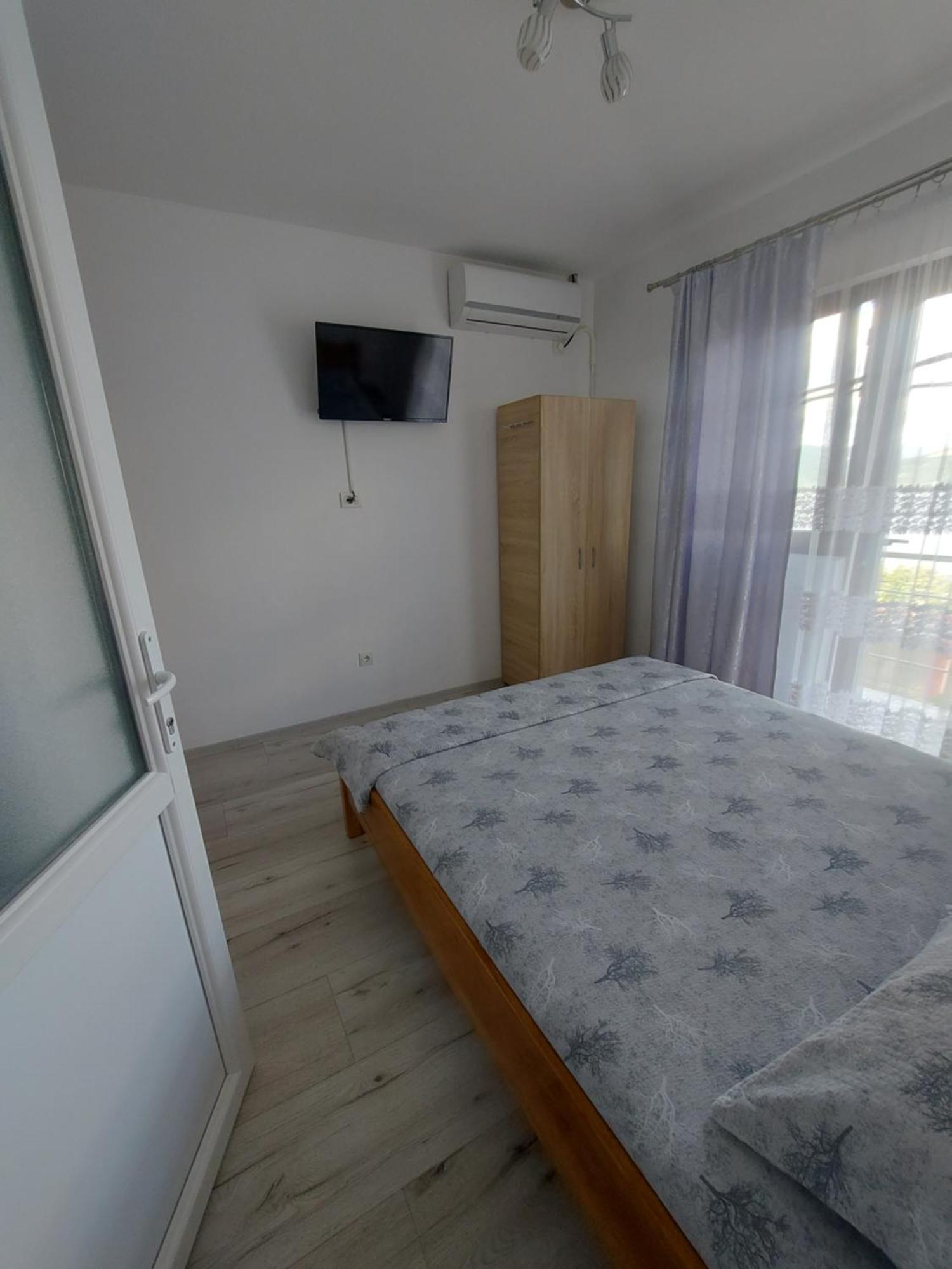 מלון Orşova Casa Dalys מראה חיצוני תמונה