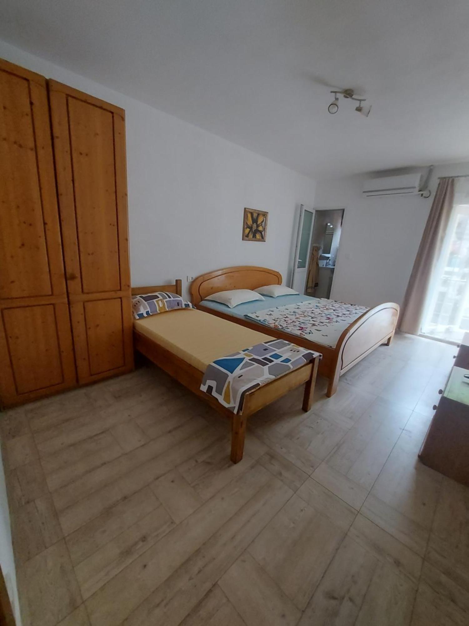 מלון Orşova Casa Dalys מראה חיצוני תמונה