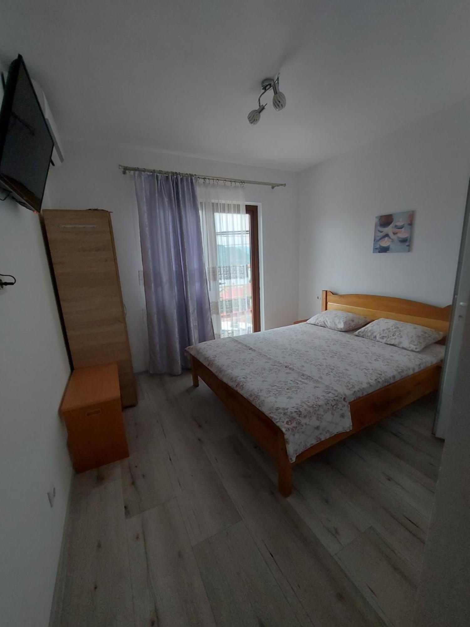 מלון Orşova Casa Dalys מראה חיצוני תמונה
