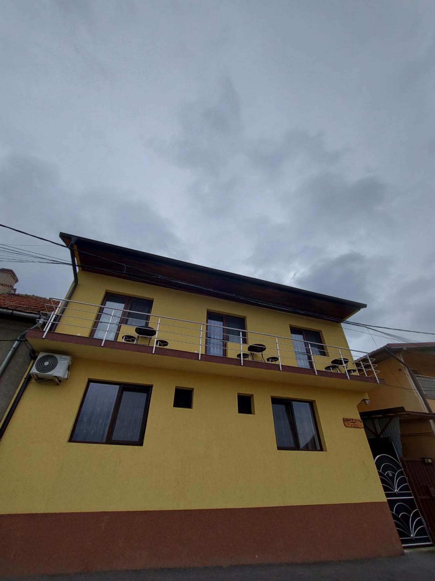מלון Orşova Casa Dalys מראה חיצוני תמונה