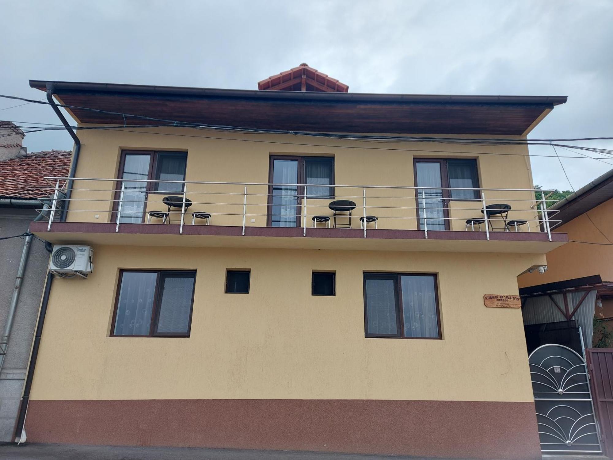 מלון Orşova Casa Dalys מראה חיצוני תמונה