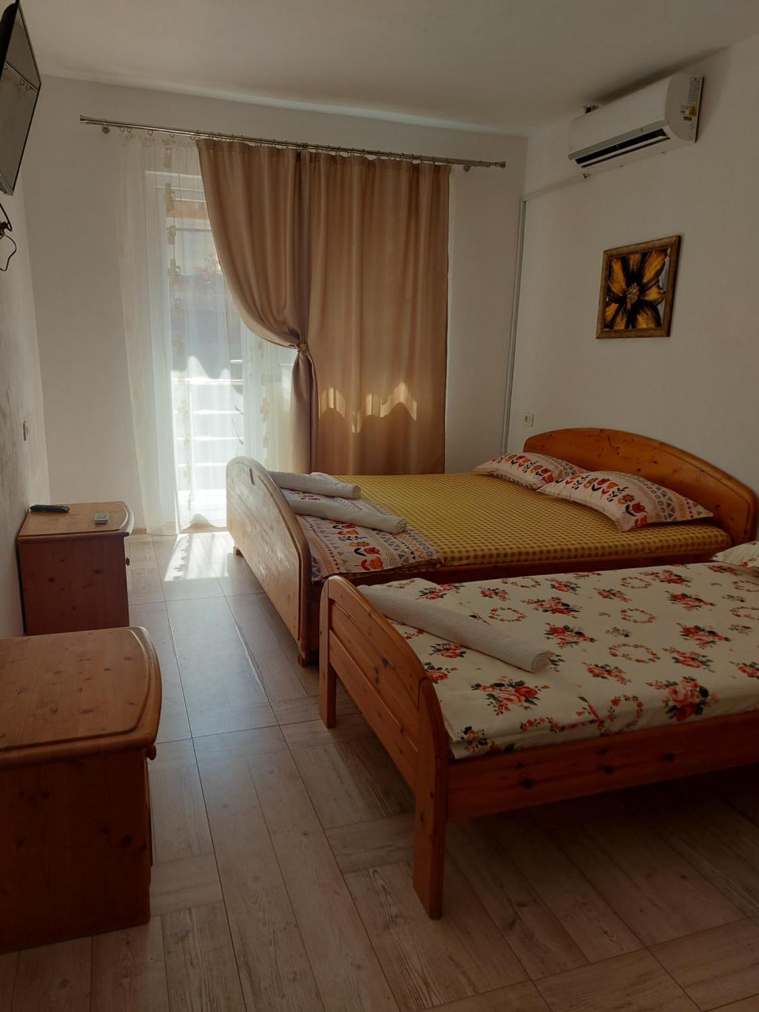 מלון Orşova Casa Dalys חדר תמונה